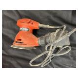 Black & Decker 5-inch Random Orbit Sander, lmodel