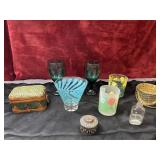 Bundle of different sized glasses,small baskets