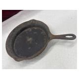 Cast iron skillet 6 1/2 inches by 6 7/16 inches