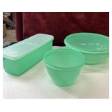 Vintage Tupperware "Crisp-It" Lettuce Keeper