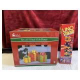 2 pc. Yuletide Traditions Pre-Lit Sisal Gift