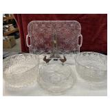 5 pc.Clear plastic serving tray and bowls.