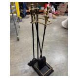 Minuteman International Oxford Fireplace Tools
