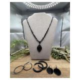 Vintage-inspired necklace from 1928 Jewelry
