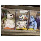 3 TY Beanie Baby Bears in Plastic Cases