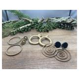 3 Sets Of Vintage-inspired  Clip-on Earrings