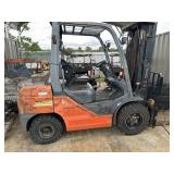 Toyota Forklift Truck Model No. 8fdu30