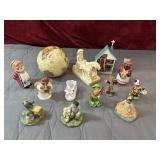 Bundle of little figurines.
