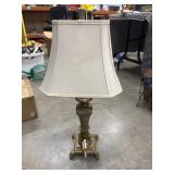 Vintage-style brass base table lamp.
