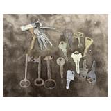 Various types of old keys