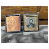 Antique mid-19th century photographic case, for a