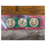 Set of bronze commemorative medals features