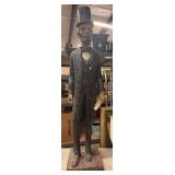 40-inch 1963 Abraham Lincoln statue.