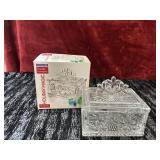 Luminarc Snowflake covered glass box described as