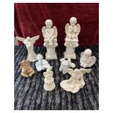 Bundle of various sized angels.