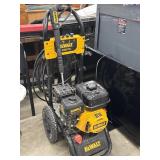 DeWalt 3400 PSI Gas Pressure Washer