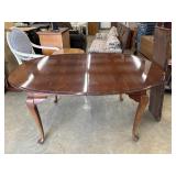 Thomasville Queen Anne cherry wood table