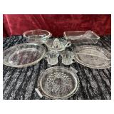 Bundle of glass kitchenware
