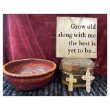 5pc home decor items. Bowl, box, and more.