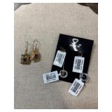 Set of 2 pair of earrings