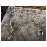 Zircon-trimmed gold-plated locket