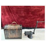 Vintage Landers Frary & Clark cast iron grinder.