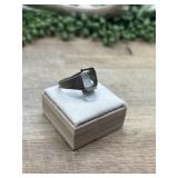 10k yellow gold vintage-style ring no stone in