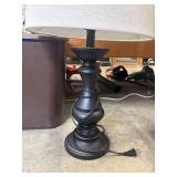 Traditional farmhouse table lamp