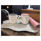 Creative Co-Op decorative tin tray, 2 ceramic
