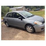 6 speed manual 2010 Nissan Vsl 4d.