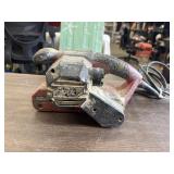 Skil 7510 handheld belt sander. Tested and works.