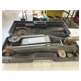 2 1/4 Ton Hydraulic Trolley Jack in case