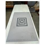 Fiskars self-healing cutting mat.