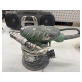 Hitachi SV13YB 2-Amp 5-inch random orbit sander.