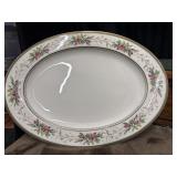 Fitz & Floyd "Winter Holiday" 17-inch oval
