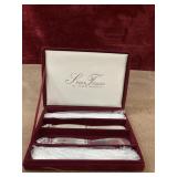 Silver plated butter knives of  "Silver Treasures"