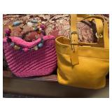 Coach leather tote bag in a beautiful