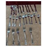 Bundle stainless flatware.7 knives,8 forks,7
