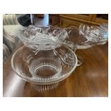 3 clear glass dishes.