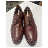 Size 11.5-D Rich brown leather Allen Edmonds