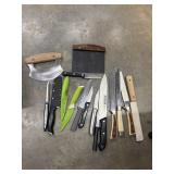 Mixed bundle of kitchen knifeï¿½s.