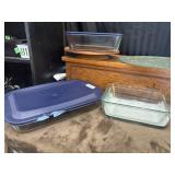 2 anchor hocking baking dishes, 2 Pyrex baking