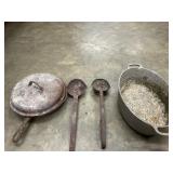 4 pc.Cast iron heavy oxidation, pitting, and