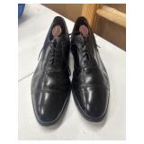 Size 12-C Classic black leather cap-toe oxford