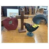 Wooden apple napkin holder cutout, a small wooden