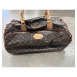 Unauthenticated Louis Vuitton monogram piece,