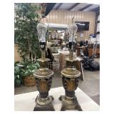 2 Vintage Hollywood Regency style table lamps.