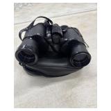 Vintage black Tasco 7x35mm Zip Focus binoculars