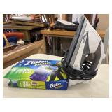 BLACK+DECKER QuickPress Steam Iron, ziplock big