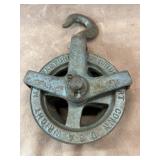 Vintage cast-iron differential pulley hoist